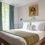 Hotel De La Porte Doree