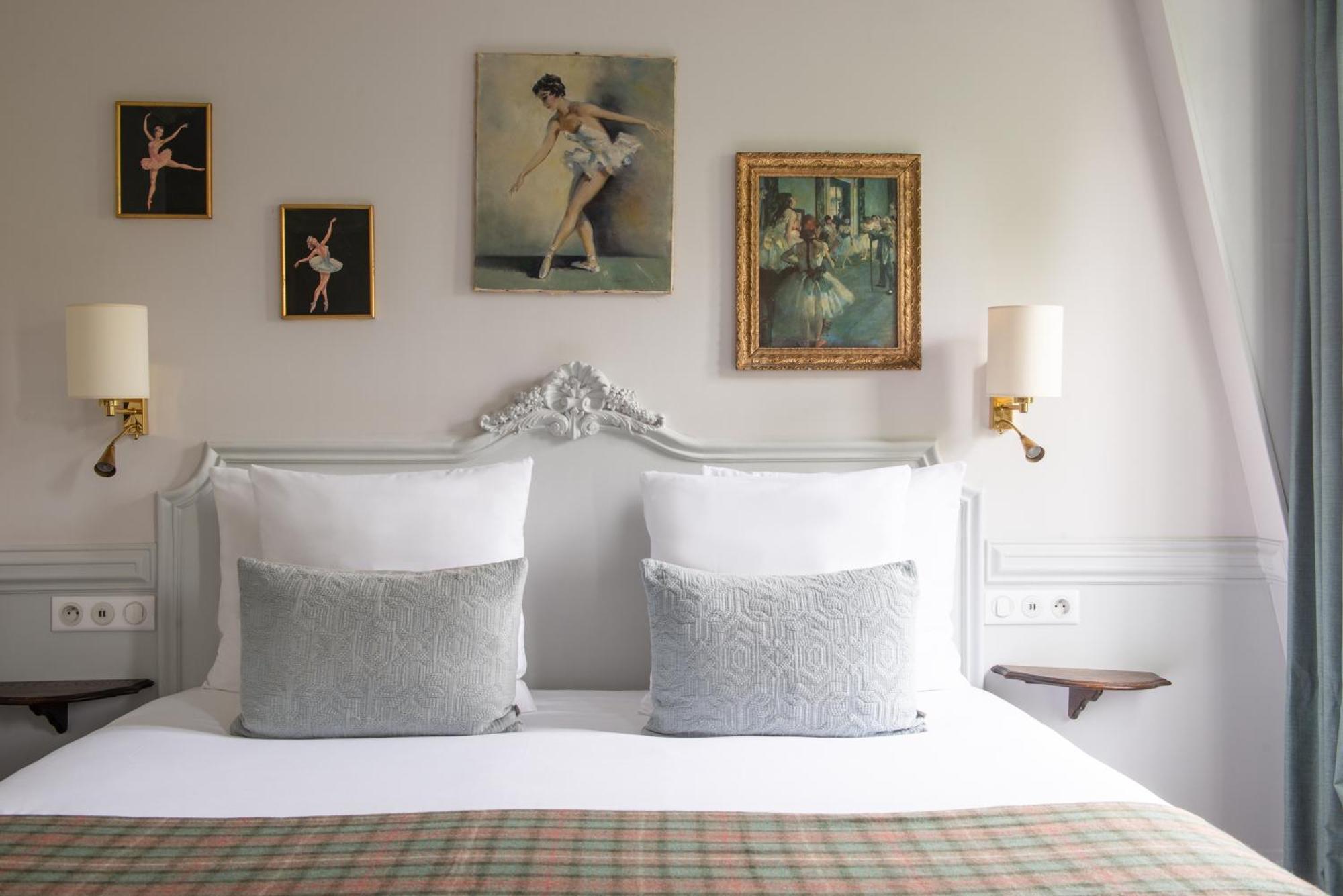 Hotel De La Porte Dorée Parigi