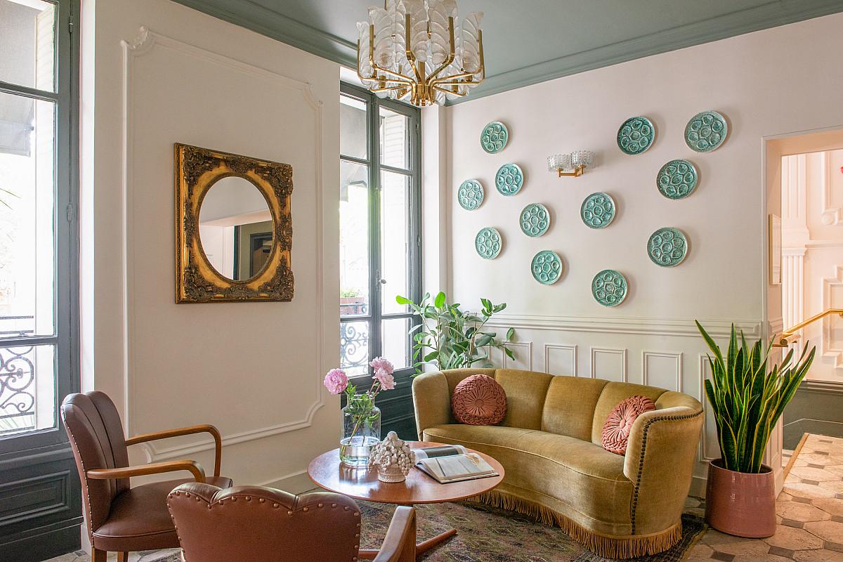 Hotel De La Porte Doree Paris