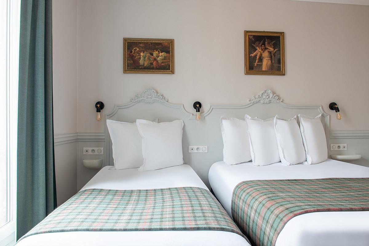 De La Porte Dorée Hotel 3*