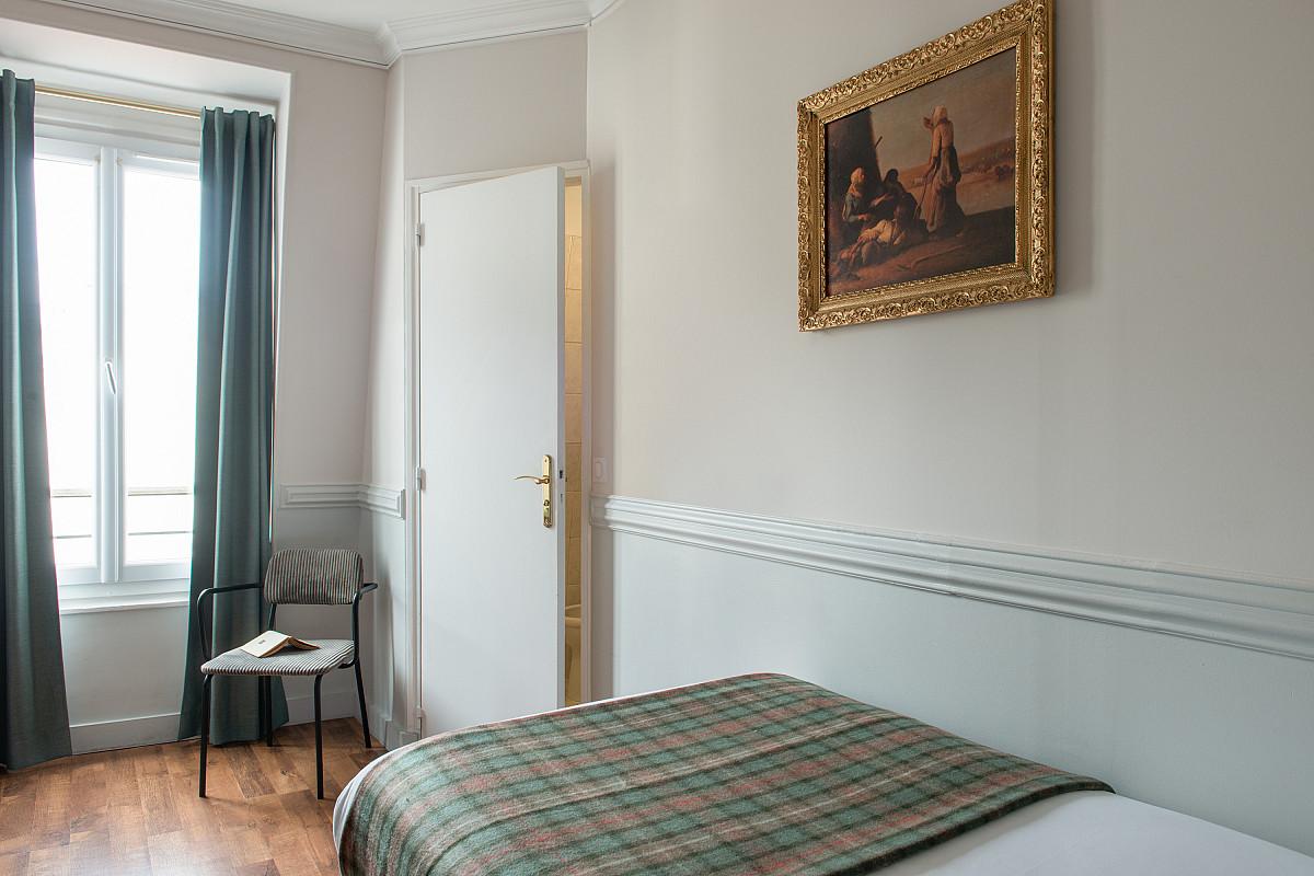 Hotel De La Porte Dorée Parigi